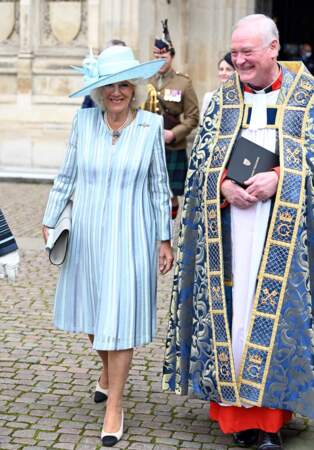 Camilla Parker Bowles était souriante à la sortie de l'Abbaye de Westminster. 