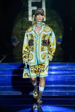 Défilé Fendi by Versace printemps/été 2022