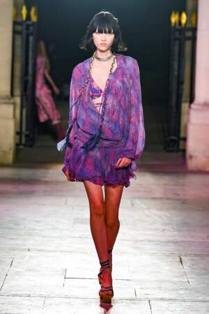 Chez Isabel Marant, Camaïeu de mauves, fuschia et violet sur cette petite robe fluide signature