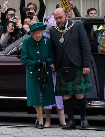 La reine Elizabeth II s'est rendue à Edimbourg, en Ecosse, ce samedi 2 octobre. 