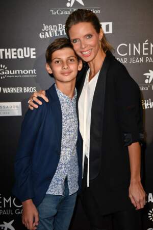 Sylvie Tellier et son fils Oscar étaient de la fête à la cinémathèque en l'honneur de Jean Paul Gaultier