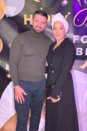 L'influenceuse Salima Aliani et son mari Mohamed à la soirée d'anniversaire de Fouad Ben Kouider, à Paris, le 2 octobre 2021.