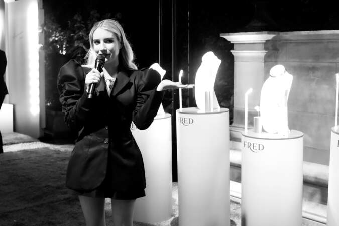 Emma Roberts a prononcé un discours sur le thème de l'amour lors du dîner FRED à Paris