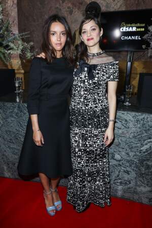 Lyna Khoudri et Marion Cotillard, sa marraine, au dîner des révélations César 2020