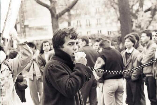 Photo issue des archives personnelles de Yannick Jadot lors de la marche en hommage à Malik Oussekine.