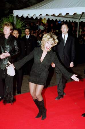 Tina Turner assiste à la première édition des NRJ Music Awards, le 23 janvier 2000, à Cannes.