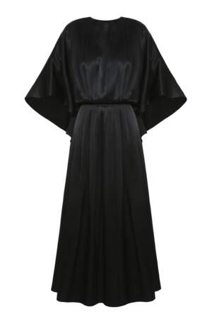 Robe noire à manches drapées, Materiel, 595€
