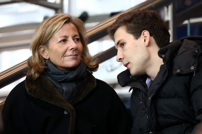 François est le fils de Patrick Poivre d'Arvor (avec sa mère en 2015)