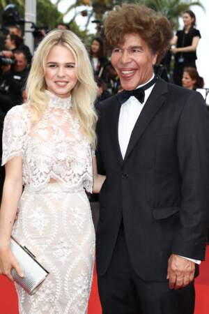 Igor Bogdanoff et sa compagne Julie Jardon, en mai 2017 à Cannes