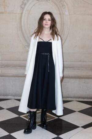 Claire Foy lors du photocall du défilé Dior Haute Couture Printemps/Été 2022
