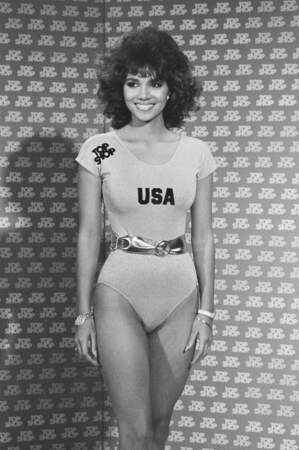 Halle Berry en 1986 : elle a 20 ans et finit 1ère dauphine de Miss USA