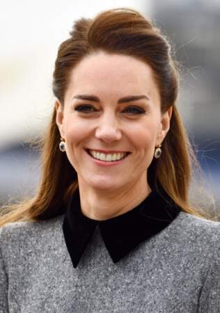 Kate Middleton tout sourire à son arrivée à la Fondation "Trinity Buoy Wharf" à Londres, le 3 février 2022.