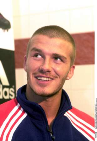 David Beckham, les cheveux ultra rasés