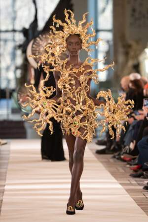 Défilé Haute couture printemps-été 2022 Schiaparelli 