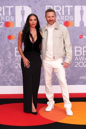 David Guetta a revêtu un style décontracté et rude sur le tapis rouge des Brit Awards, le 8 février 2022.
