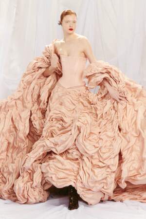 La collection Haute couture SS 22 Jean Paul Gaultier par Glenn Martens