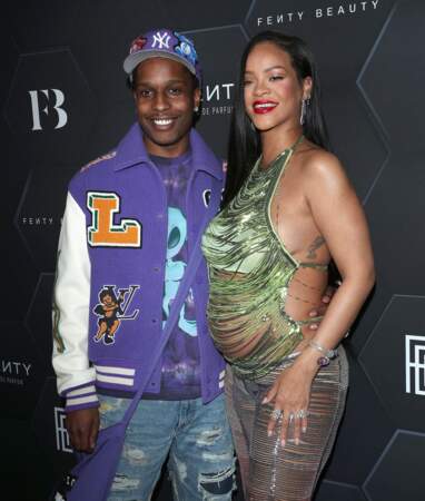 Rihanna et son compagnon, ASAP Rocky, aux studios Goya de Los Angeles, lors de la soirée Fenty Beauty, le 11 février 2022. 