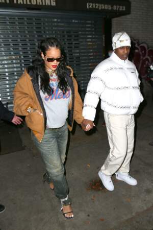 Depuis l'annonce de sa grossesse, Rihanna réjouit ses fans de son baby bump.