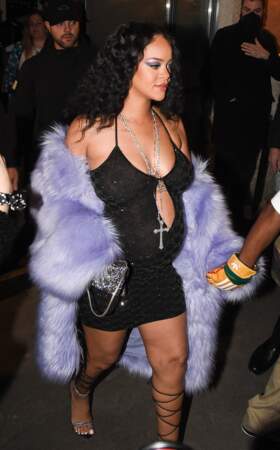 Rihanna sublime lors d'une sortie à Milan pour la fashion week, le 25 février