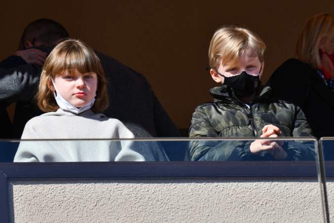 Jacques et Gabriella de Monaco avait également assisté à un match de basketball le 25 février 2022 avec leur père