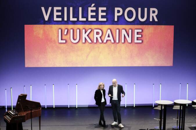 Claire Chazal et Arnaud Laporte s’engagent pour l’Ukraine lors d'une soirée spéciale le 4 mars 2022