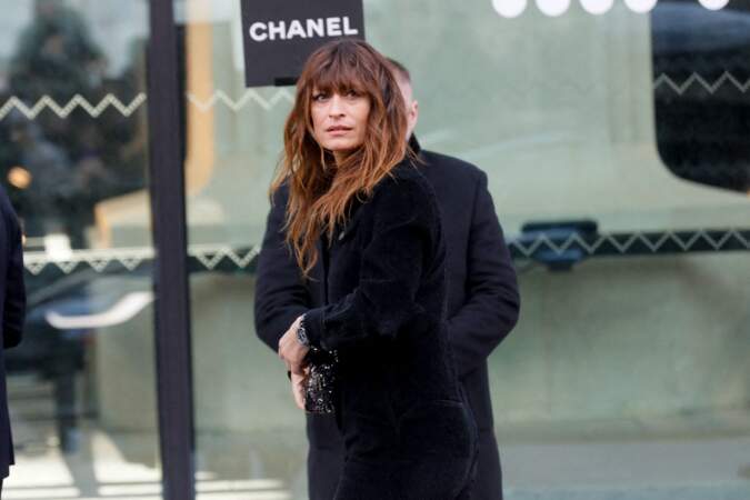 Caroline de Maigret au défilé de mode Chanel automne-hiver 2022-2023 au Grand Palais Ephémère à Paris le 8 mars 2022.