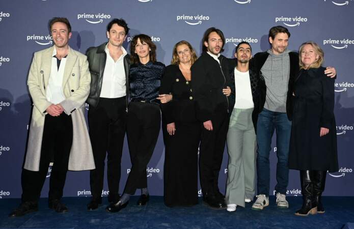 Sophie Marceau porte la coupe shag de façon volumineuse à l'avant première du film "I love America", le 10 mars 2022.