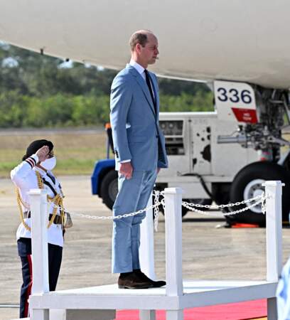 Le prince William est monté sur scène lors de son arrivée au Belize, pays situé à côté du Mexique, samedi 19 mars 2022