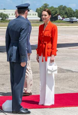 Kate Middleton très chic pour quitter le Belize, le 22 mars 2022.