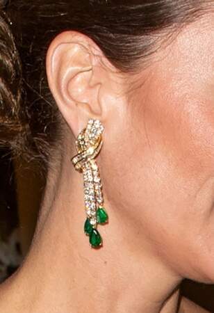 Kate Middleton porte une ribambelle de pierres précieuses à l'occasion de son voyage officiel en Jamaïque. Le 23 mars 2022.