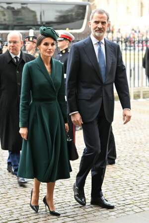Le roi Felipe VI d'Espagne et son épouse Letizia arrivent à la cérémonie en hommage au Prince Philip, à l'abbaye de Westminster, à Londres, le mardi 29 mars 2022.