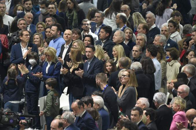 Brigitte Macron,au meeting d'Emmanuel Macron à Paris, le 2 avril.
