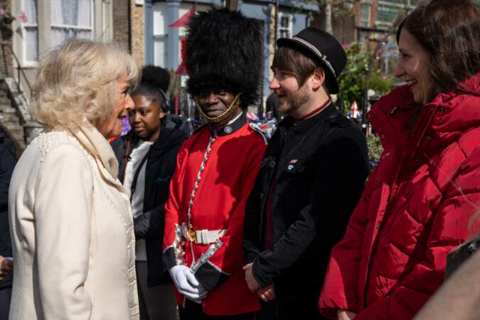 Le prince de Galles et la duchesse de Cornouailles ont mis un pied dans le monde du septième art, jeudi 31 mars.