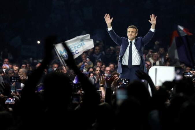 L'impressionnant meeting d'Emmanuel Macron au Paris le Défense Arena à Nanterre, le samedi 2 avril 2022.