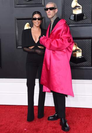 Kourtney Kardashian est en combinaison noire de la marque Givenchy à la 64ème édition des Grammy Awards. Las Vegas le 3 avril 2022.