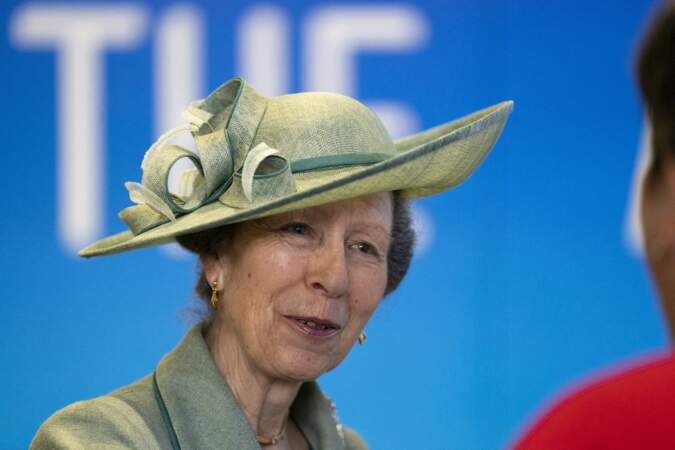 La princesse royale s'adresse aux représentants de l'exposition des districts en Australie au nom de la reine, le 9 avril 