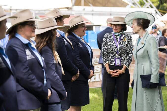 La princesse royale s'adresse aux Rural Achievers, qui ont participé à un programme de leadership qui reconnaît les futurs jeunes leaders dévoués à contribuer à leurs communautés locales