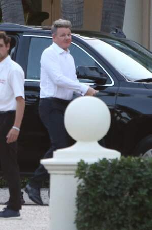 Gordon Ramsay arrivant au dîner des Beckham la veille du mariage de Brooklyn et Nicola.Peltz à Palm Beach le 8 avril 2022