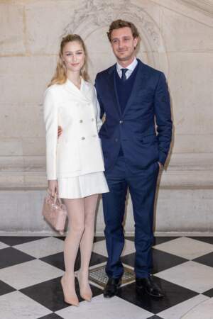 Pierre Casiraghi, ambassadeur de la ligne Hommes de Dior  et  sa femme Beatrice Borromeo, à Paris, le 24 janvier 2022. 