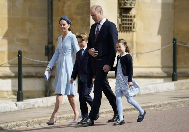 Kate Middleton et sa fille Charlotte assorties jusqu’aux cheveux pour le dimanche de Pâques, le 17 avril 2022, à Windsor