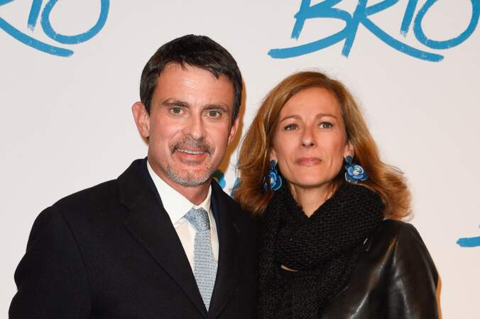 Manuel Valls avec sa femme et son bouc à une avant-première 