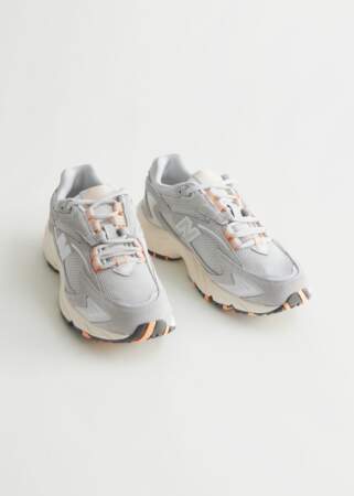 725 Sneakers, New Balance chez & Other Stories, 115€