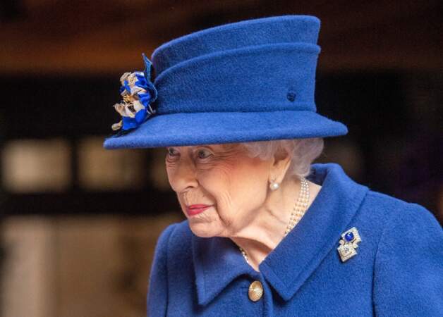 "La reine ne veut pas dîner seule" : Elisabeth II s'entoure constamment de personnes pour éviter la solitude