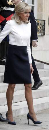 Brigitte Macron est chic et élégante en Louis Vuitton au palais de l'Elysée, le 4 mai 2022.
