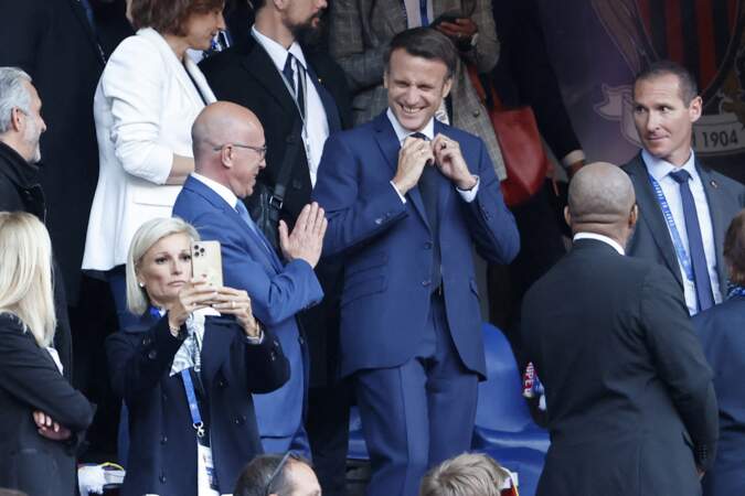 Emmanuel Macron et Éric Ciotti, complices lors de la finale de la Coupe de France, le 7 mai 2022