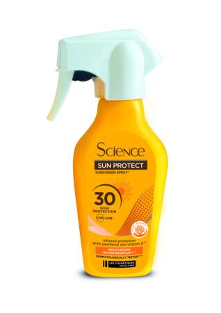Crème solaire SPF 30, Science, 6,49 € chez Carrefour.