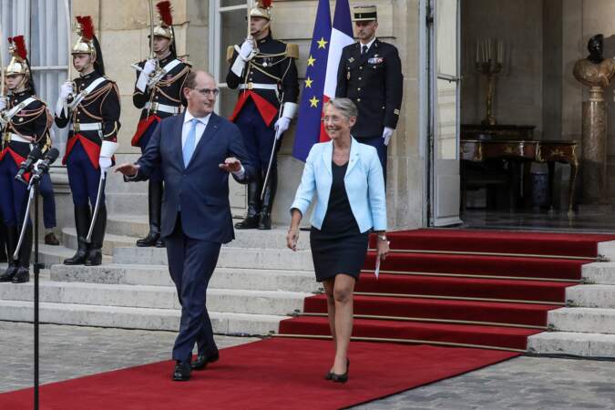 Élisabeth Borne succède à Jean Castex au poste de Premier ministre, le lundi 16 mai 2022.