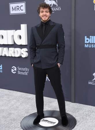 Jack Harlow en costume de la marque Musika lors des "Billboard Music Awards 2022", le 15 mai. 