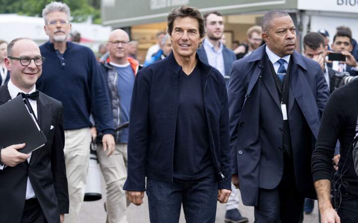 Actuellement en tournée promotionnelle pour la suite de "Top Gun", Tom Cruise a assisté au spectacle équestre annuel des écuries royales de Windsor, ce dimanche 15 mai 2022.