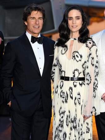Tom Cruise et Jennifer Connelly à la première du film "Top Gun: Maverick" au cinéma Odeon, Leicester Square à Londres, le 19 mai 2022. 